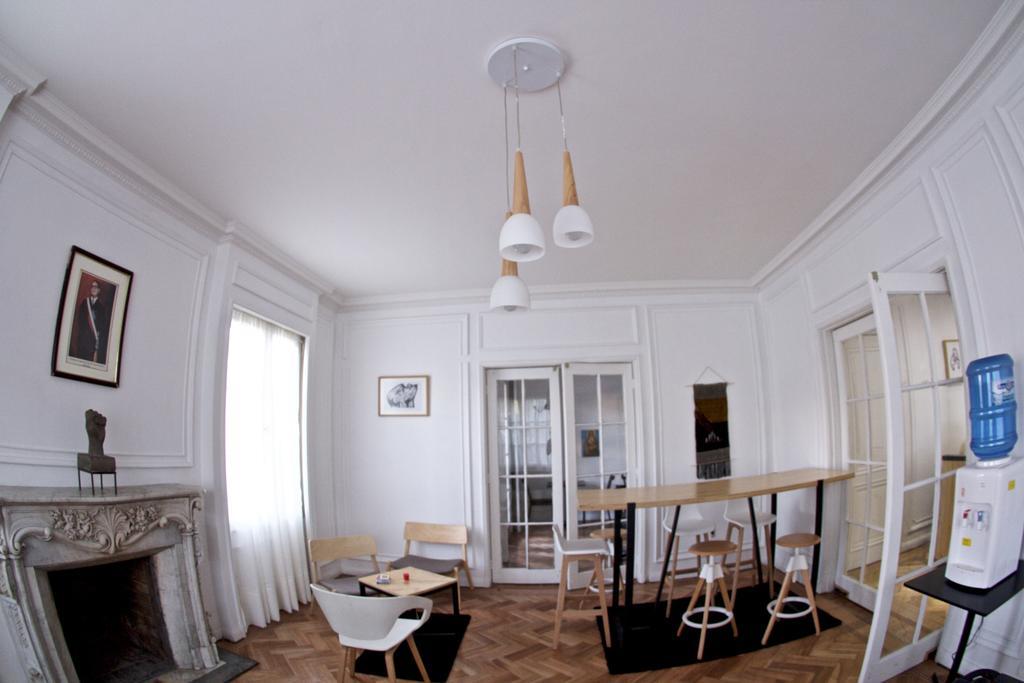 Salvador Hostal & Cafe Сантьяго Екстер'єр фото